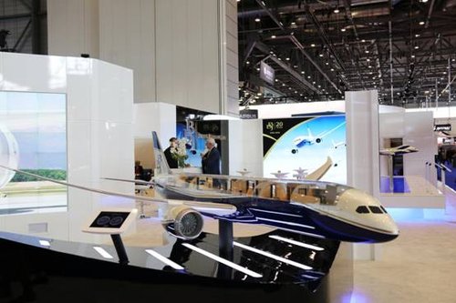 凱撒旅游攜全球首架波音787 VIP公務(wù)機(jī)亮相EBACE展會