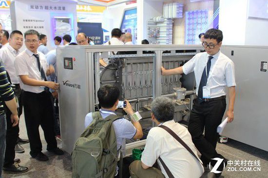 見(jiàn)證非凡采暖科技 萬(wàn)和新品亮相中國(guó)供熱展