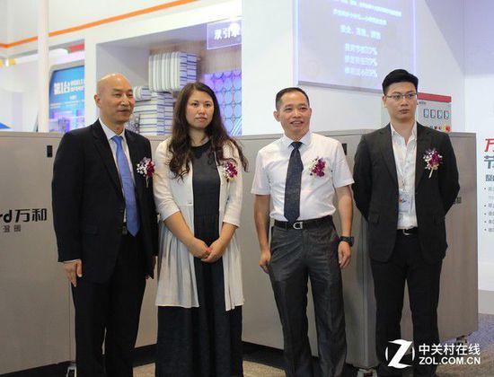 見(jiàn)證非凡采暖科技 萬(wàn)和新品亮相中國(guó)供熱展