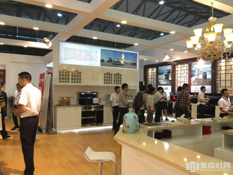 億田集成灶第21屆上海廚衛展圓滿收官 摘取行業“奧斯卡”