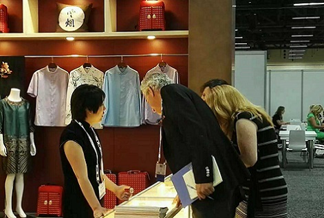 “中國(guó)藝術(shù)文化”展亮相美國(guó)國(guó)際品牌授權(quán)展(圖2)