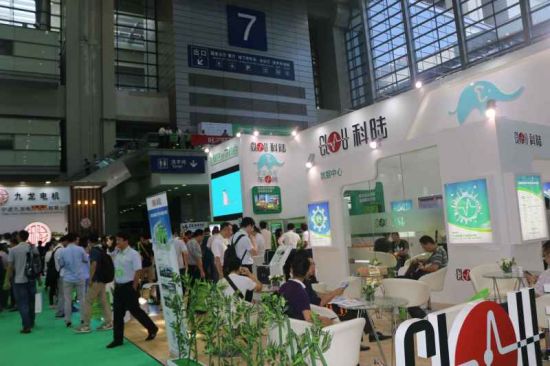 多家上市公司亮相 深圳充電設備展(圖2) 多家上市公司亮相 深圳充電設備展(圖2)