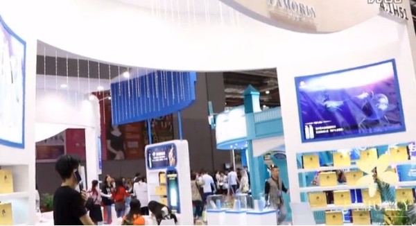 竇春雷攜琺沐蕾Famorly強勢參展上海美博會(圖1) 竇春雷攜琺沐蕾Famorly強勢參展上海美博會(圖1)