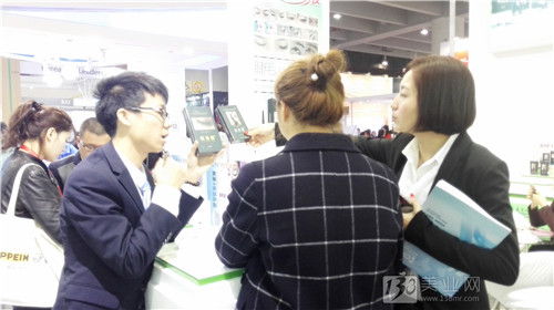 美博會,火了!看哪些展位最火爆!(圖6) 美博會,火了!看哪些展位最火爆!(圖6)