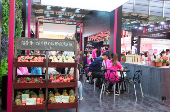 Lumi出色品質風格 21屆上海美博會引熱捧(圖3) Lumi出色品質風格 21屆上海美博會引熱捧(圖3)