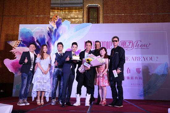 吳卓羲洪天明等現身美博會 為香蔓蕾站臺