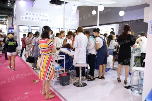 妃和美在秋季廣州美博會中掀起美容潮流(圖3) 妃和美在秋季廣州美博會中掀起美容潮流(圖3)