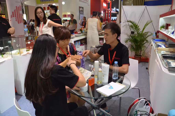 科技締造美麗 Noanoa驚艷廣州美博會(圖2)